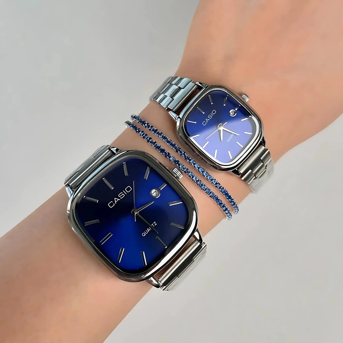 KIRMIZI - Çiftler için Saat